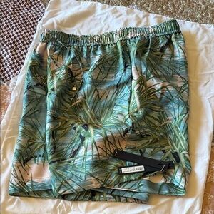 AMIRI MENS SZ MED NWT TAGS. FLORAL ALOHA TREE SILK SHORT. WITH SIDE POCKETS.